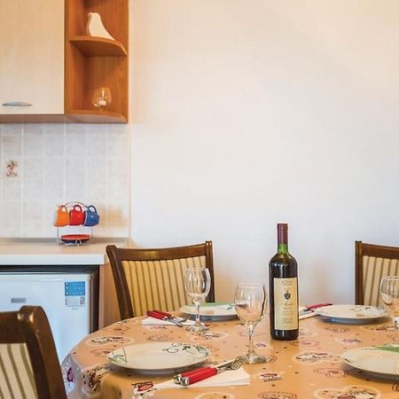 Vacation Apartments Feniks Tučepi Екстериор снимка