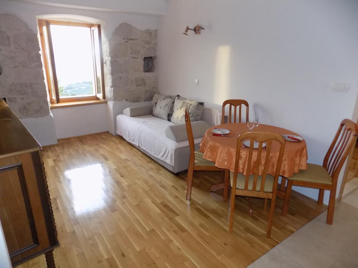 Vacation Apartments Feniks Tučepi Екстериор снимка